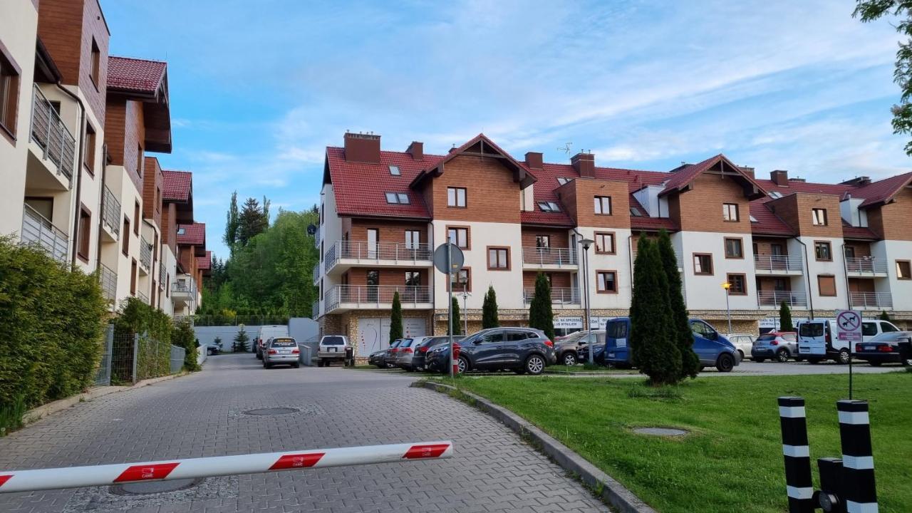 Two Garden Apartment, Apartament Z Dwoma Tarasami I Ogrodkami Polanica-Zdrój Exterior foto